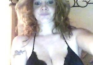 Gorgeous cunt getting pampered in a hot porn vid